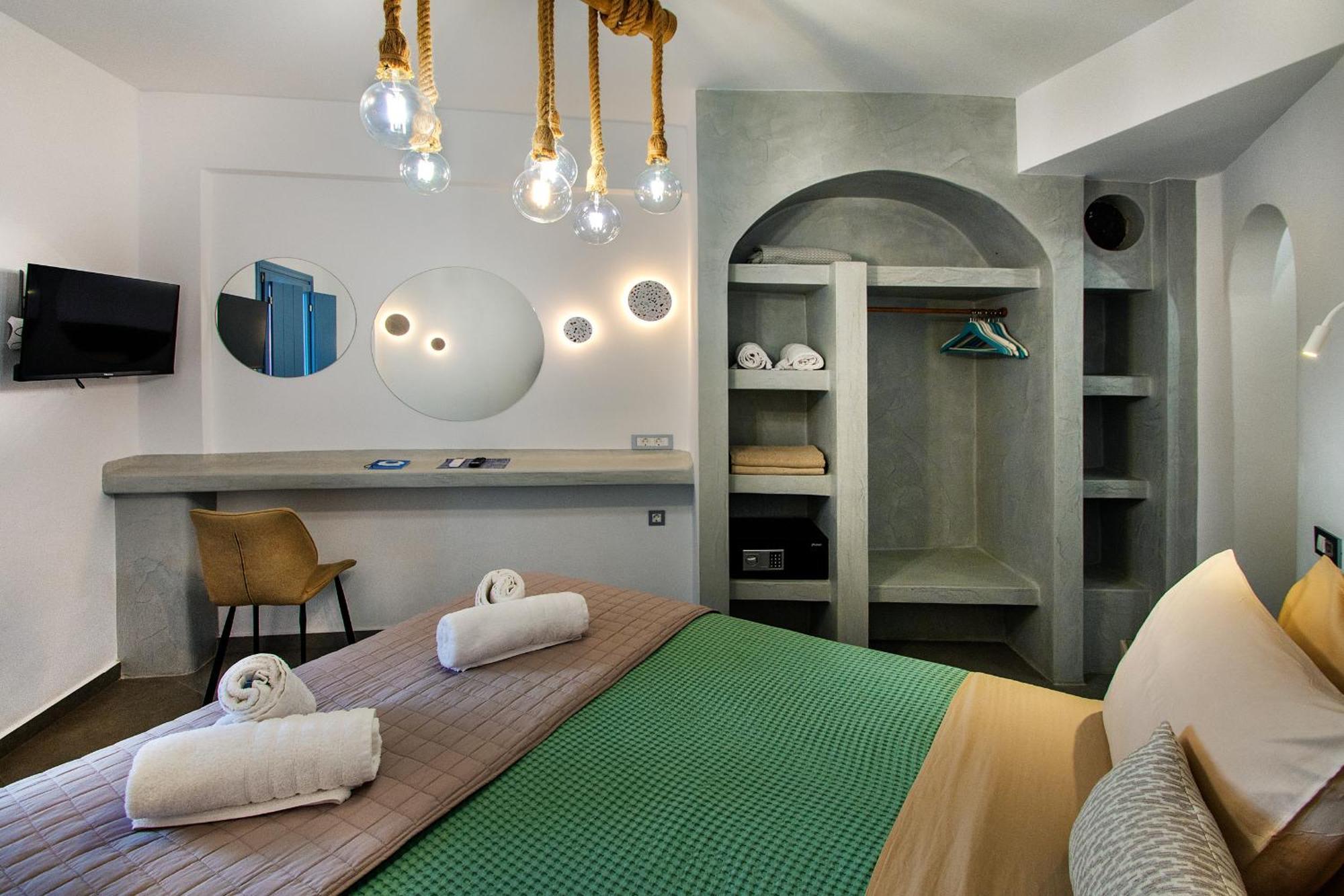 Aegean Blue Suites Пиргос Экстерьер фото